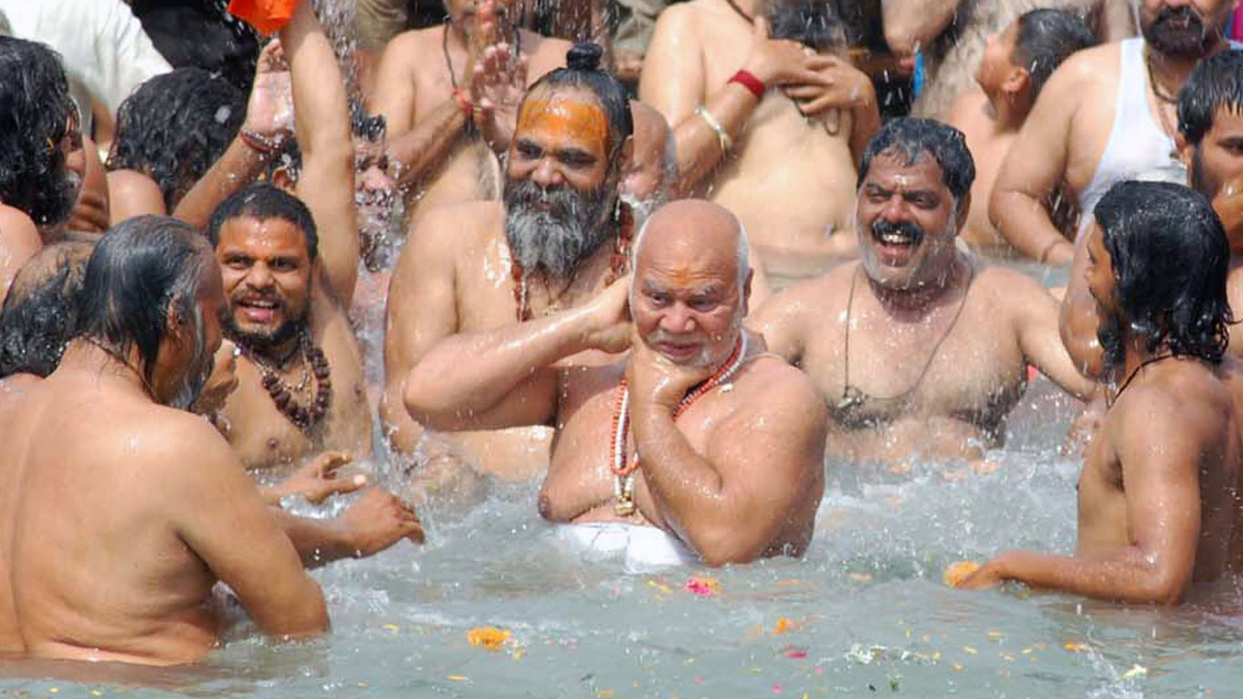 Gefährliches Bad im Ganges
