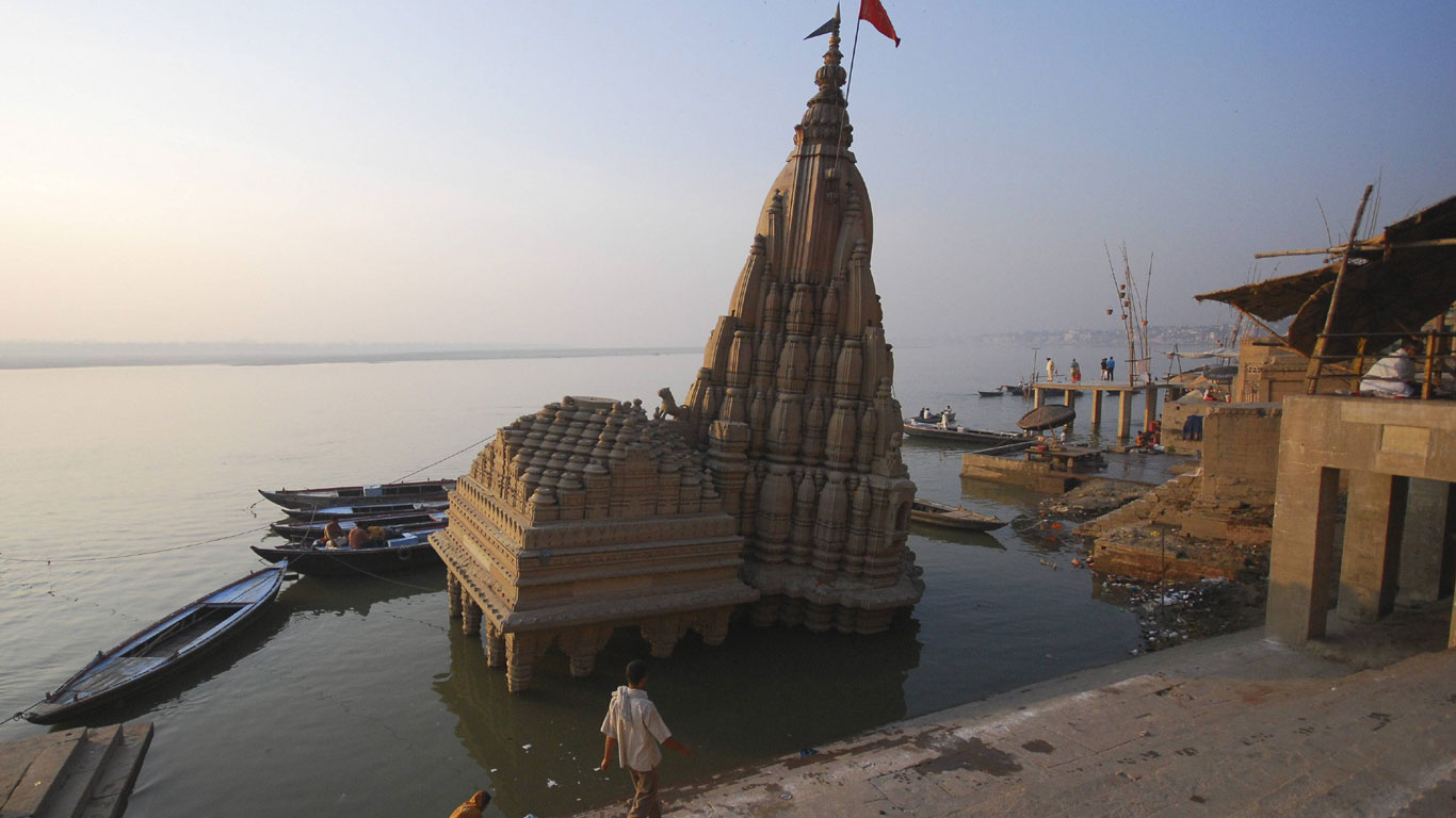 Der schiefe Turm von Varanasi