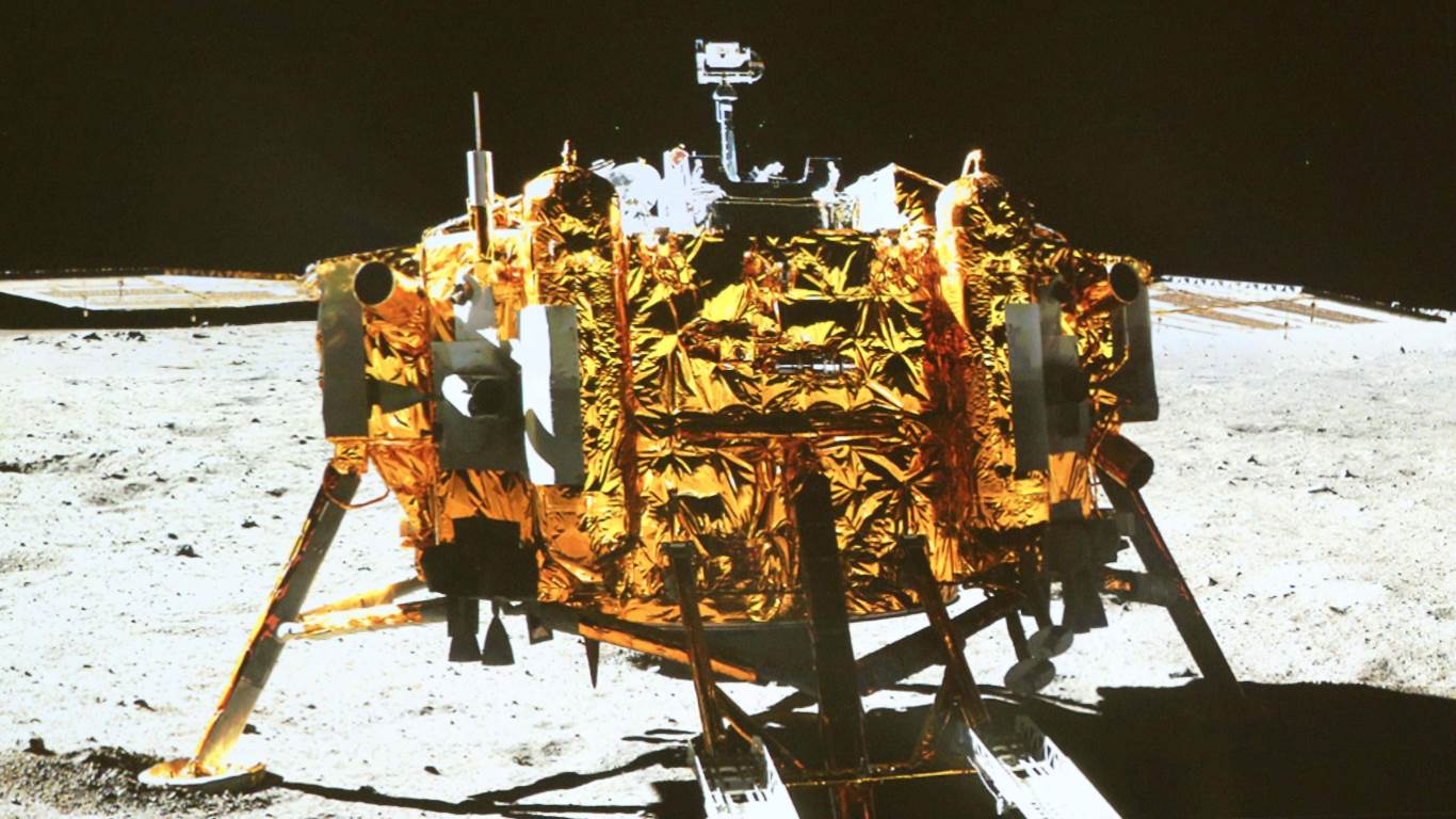 Das erste Bier auf dem Mond